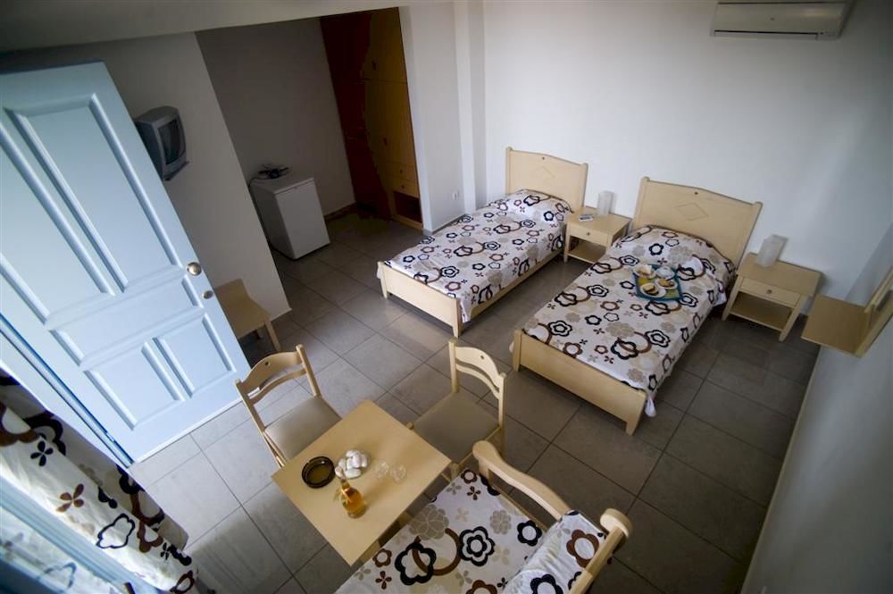 Aiolos Hotel Menites Exterior photo