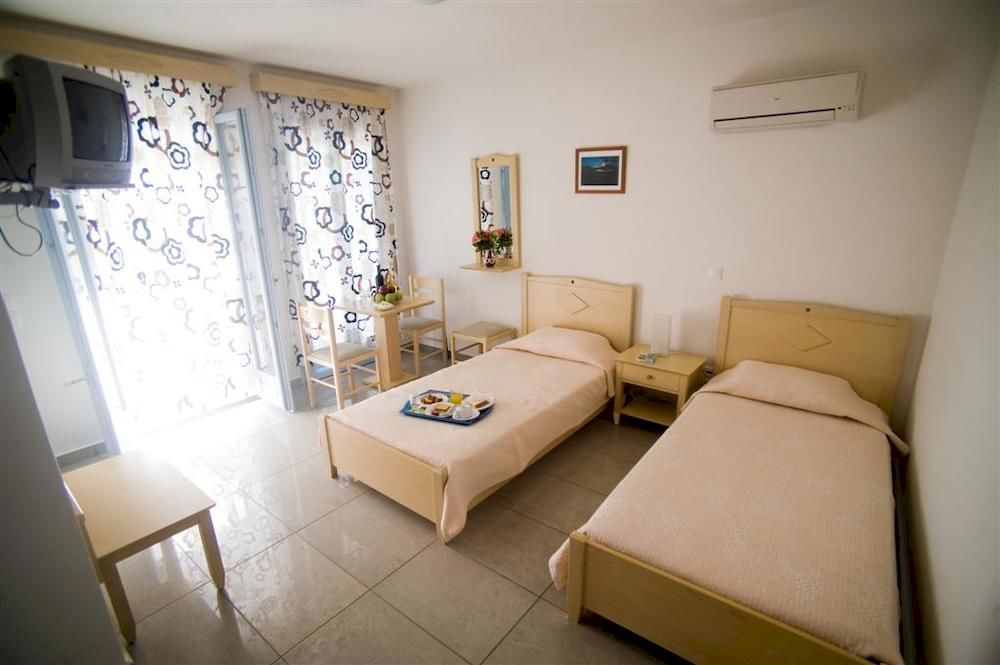 Aiolos Hotel Menites Exterior photo