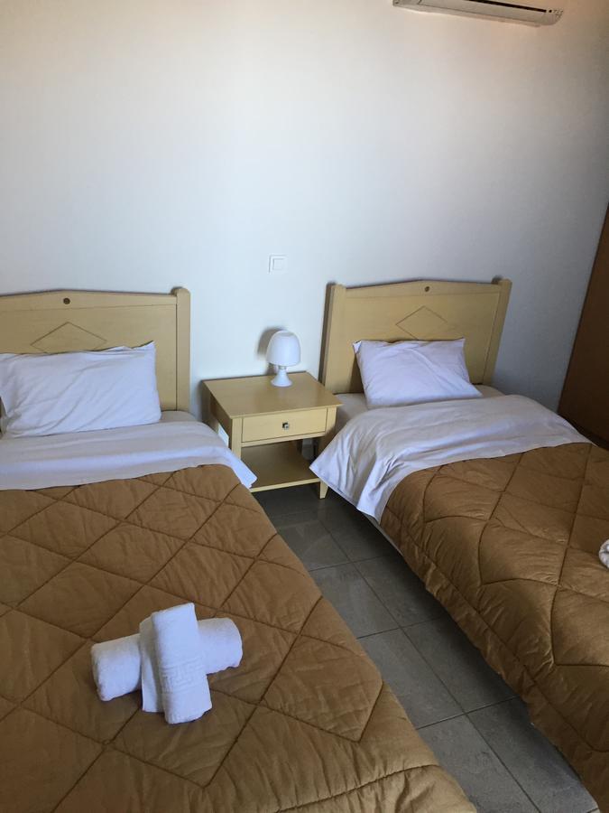 Aiolos Hotel Menites Exterior photo
