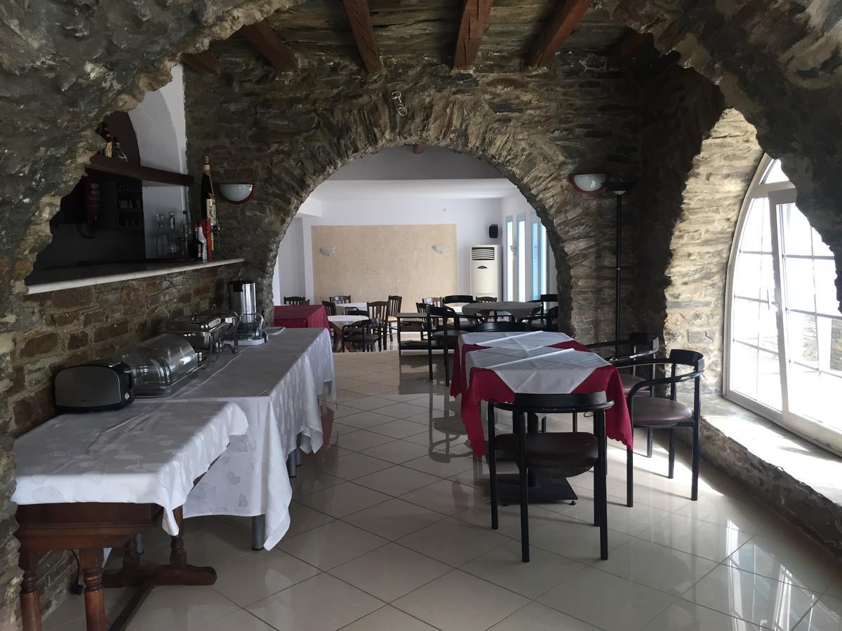 Aiolos Hotel Menites Exterior photo