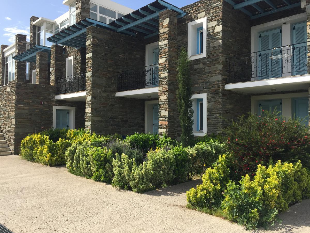 Aiolos Hotel Menites Exterior photo